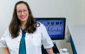 ד׳׳ר נילי רז - רופאת נשים מומחית בגניקולוגיה ומיילדות
